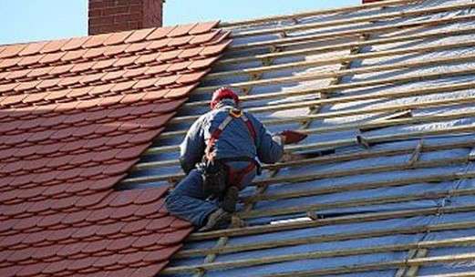 The Average Cost to Replace a Roof in Florida: Roof Replacement vs. Roof Repair: Cost Analysis